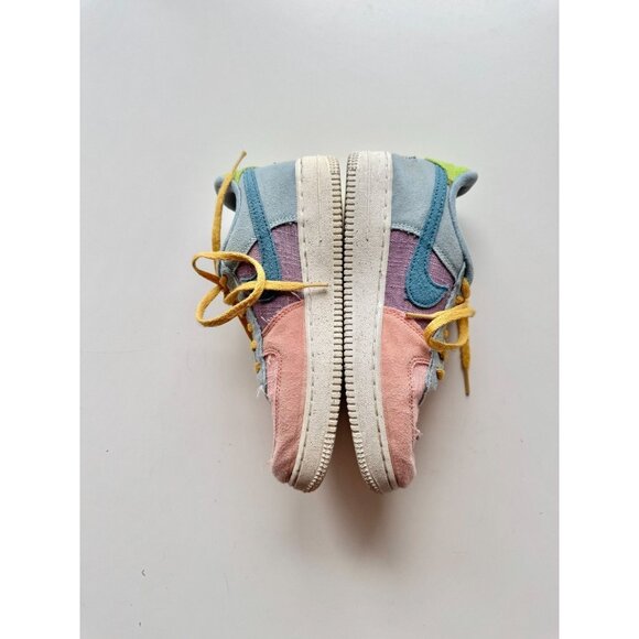 Kids' NIKE Air Force 1 Low 07 LV8 Next Nature 'Sun Club Multi' Sneakers, Size 3Y - Picture 10 of 14